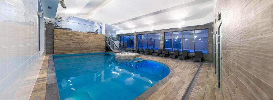 Apartament 4 Seasons- Basen Wewnetrzny,Jacuzzi,Sauna,Silownia I Kulkoland W Cenie!!! Kolobrzeg Exterior photo