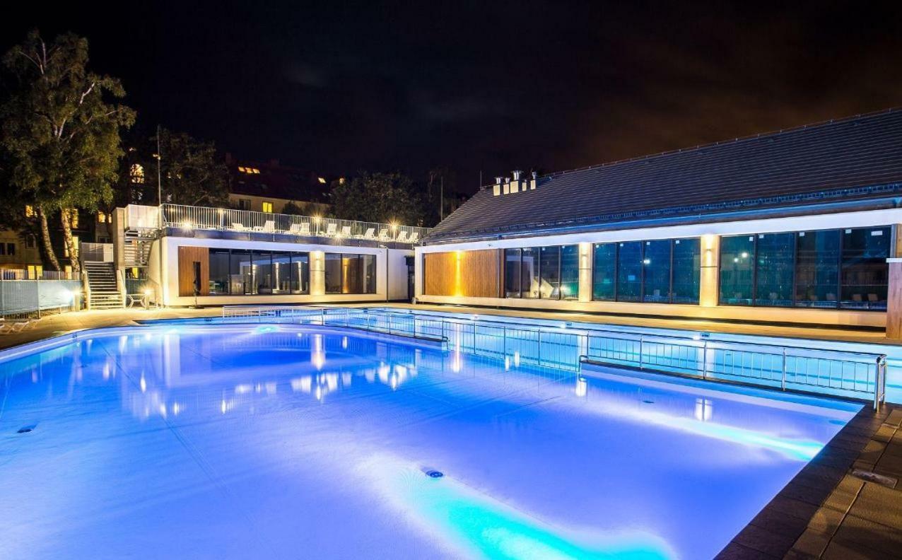 Apartament 4 Seasons- Basen Wewnetrzny,Jacuzzi,Sauna,Silownia I Kulkoland W Cenie!!! Kolobrzeg Exterior photo